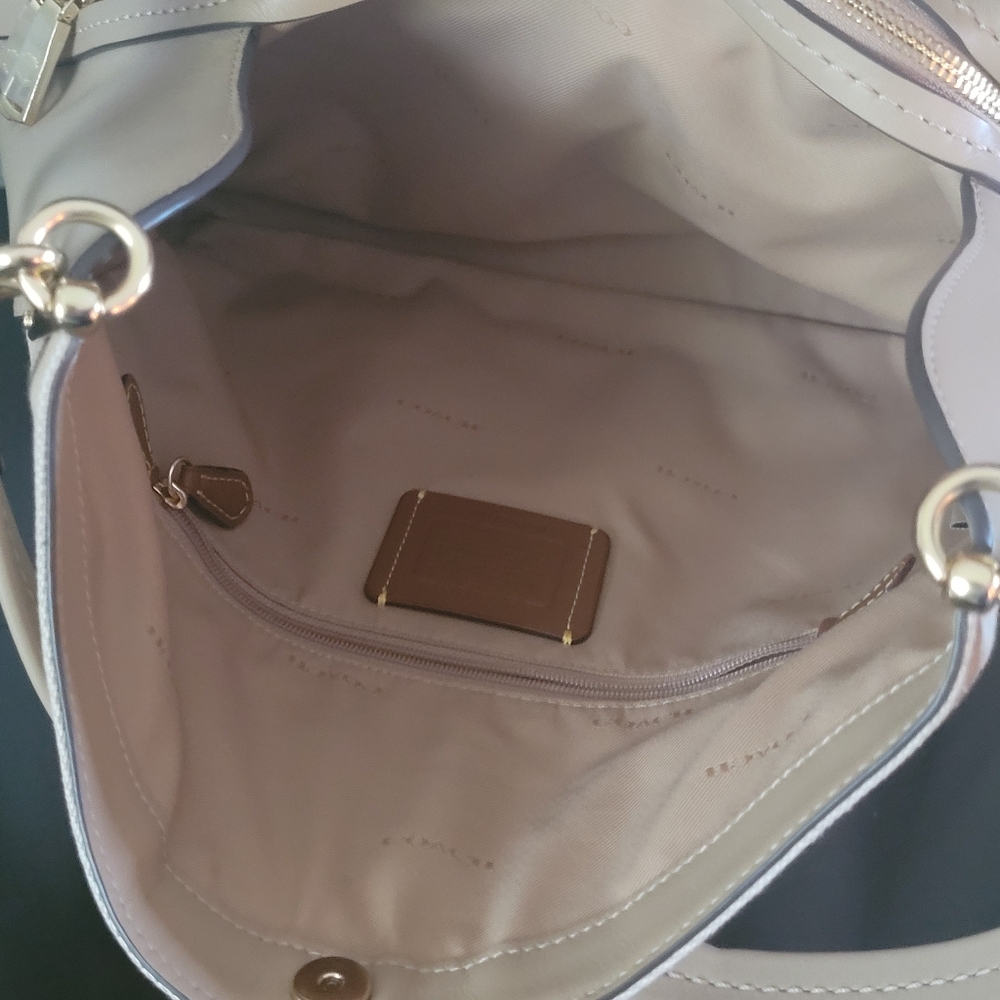 COACH Dalton 31 Horse and Carriage Jacquard Shoulder Bag Chalk - Picture 13 of 15